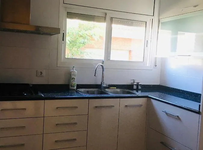 Homestay Casa De Aurora Rubi