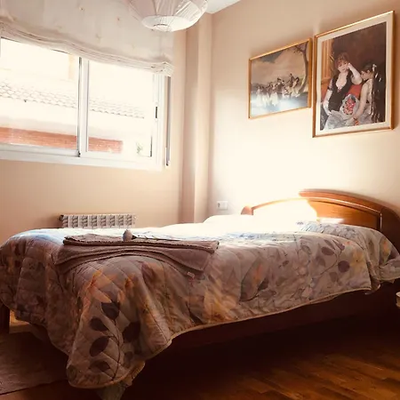 Casa De Aurora Δωμάτια σε οικογενειακή κατοικία Rubí